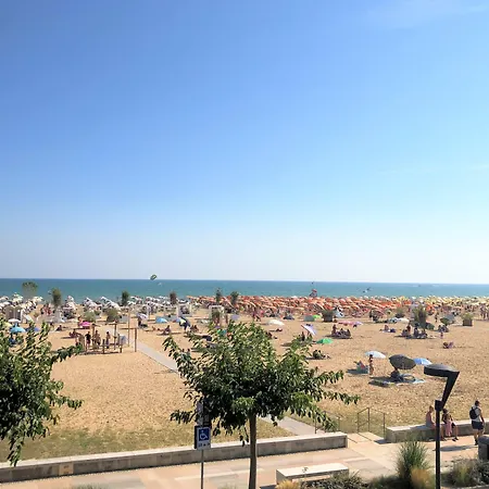 Isola Clara Apartamento *