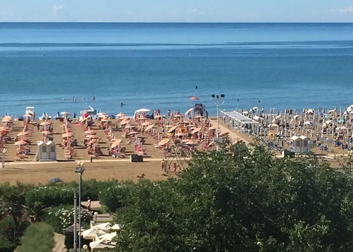 Isola Clara アパート